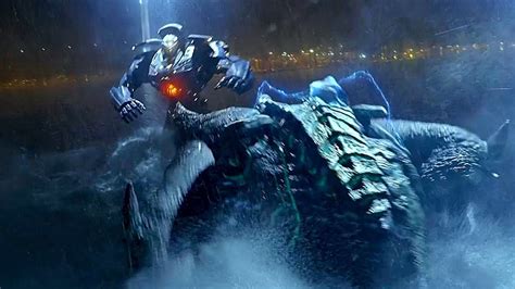 gipsy danger vs leatherback.